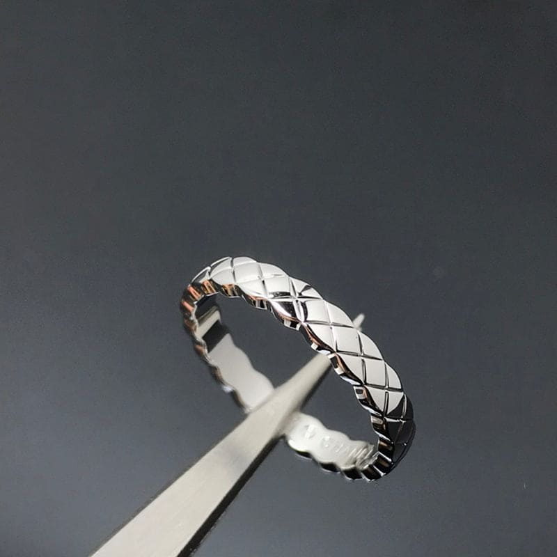 18K Chanel Coco Crush Mini Ring