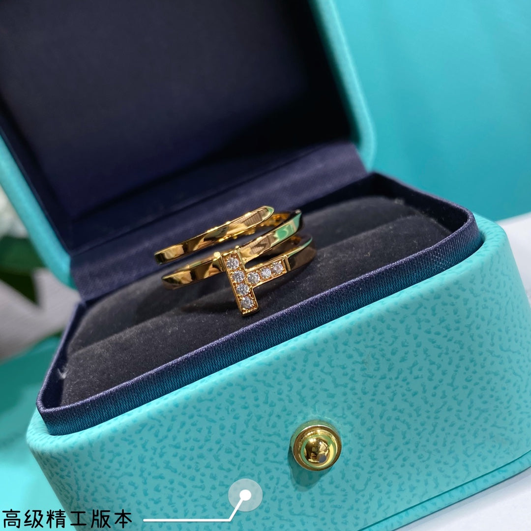 18K Tiffany Diamond Square Ring
